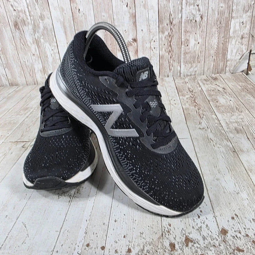 New Balance 880v8 Womens Running Shoes Black Silver W880BK8 Size 8 Wide D